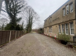 Station Rd, Clitheroe for lease Building Photo- Image 2 of 5