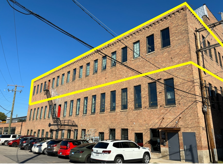 2415 W 19th St, Chicago, IL for lease Interior Photo- Image 1 of 3