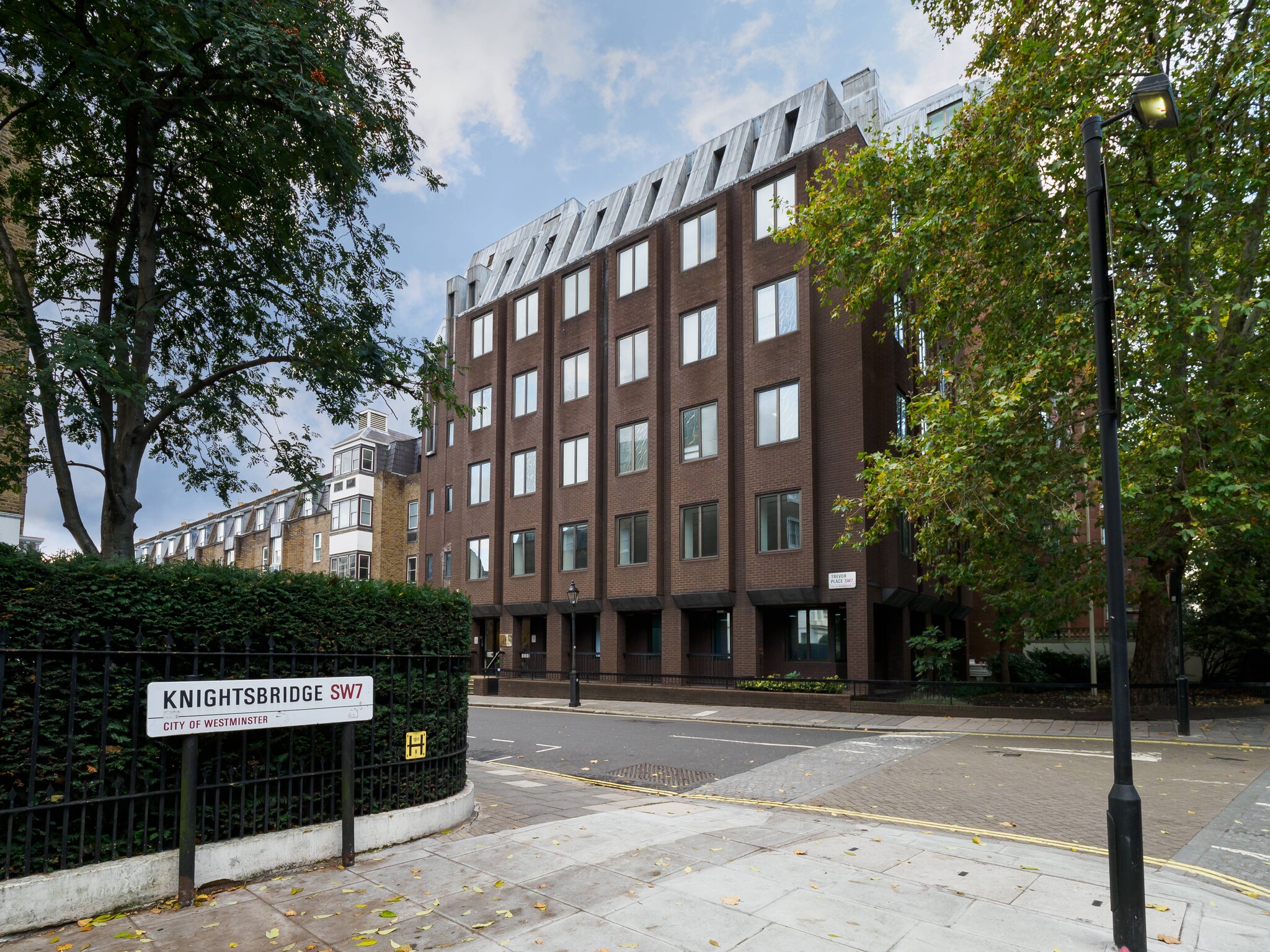 243 Knightsbridge, London for lease Building Photo- Image 1 of 12