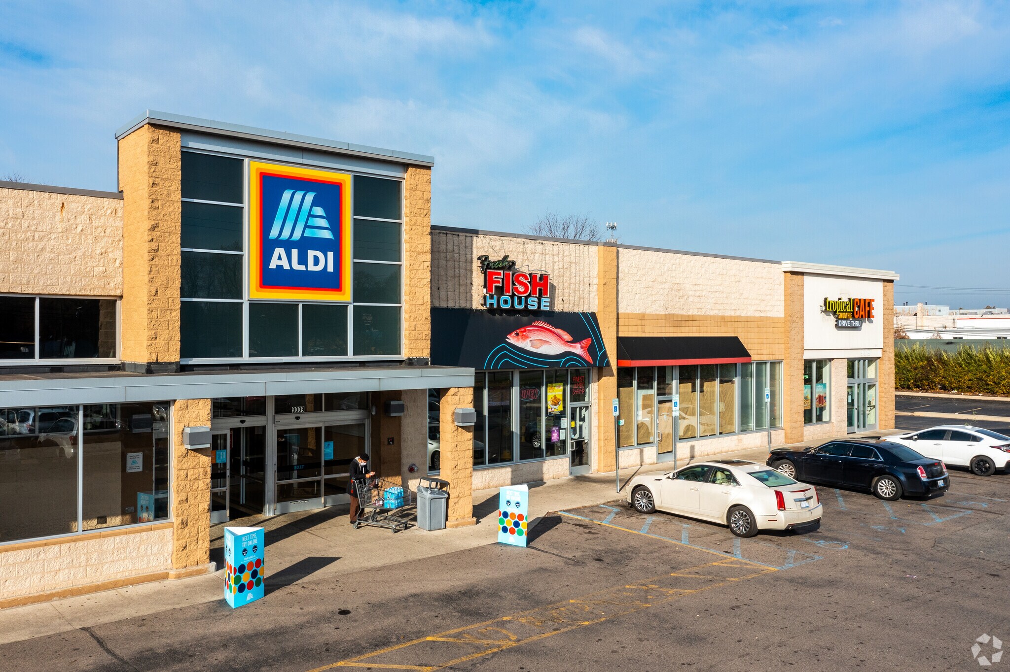 9009-9019 Telegraph Rd, Redford, MI for sale Building Photo- Image 1 of 1