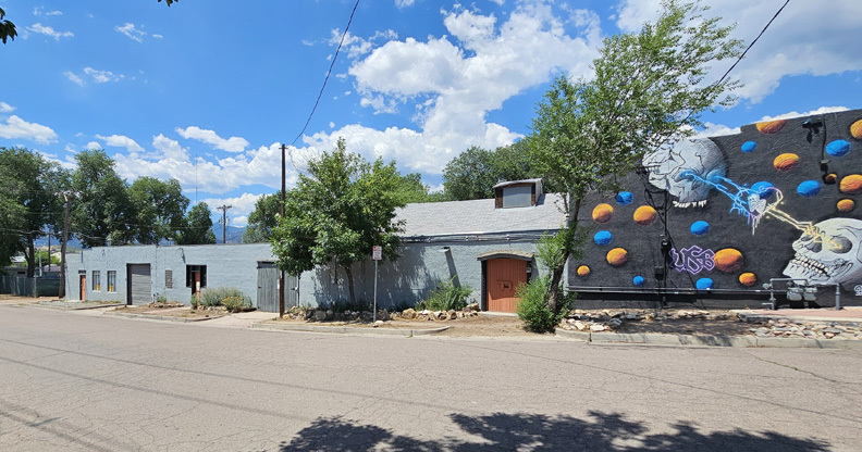 609 W Colorado Ave, Colorado Springs, CO for lease - Building Photo - Image 2 of 11