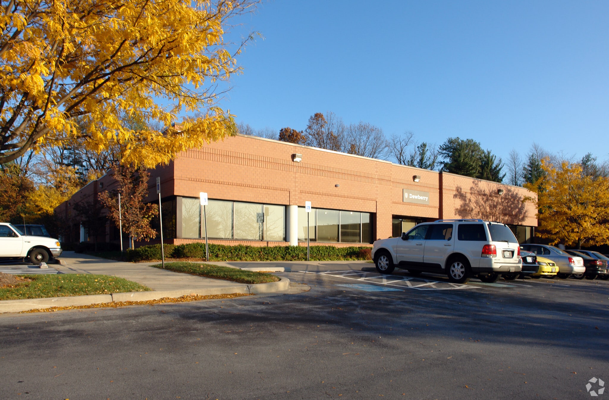 203 Perry Pky, Gaithersburg, MD for lease Building Photo- Image 1 of 3