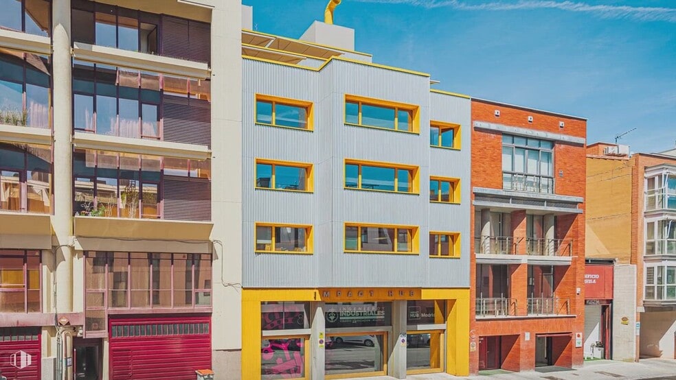 Calle Javier Ferrero, 10, Madrid, Madrid for lease - Commercial Listing Video - Image 2 of 19