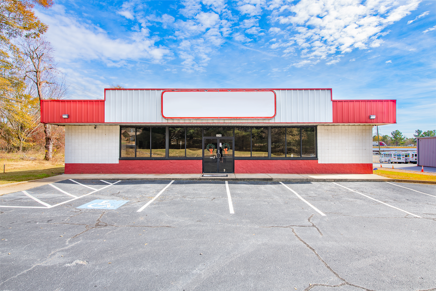 3248 Parris Bridge Rd, Boiling Springs, SC for sale - Building Photo - Image 1 of 1