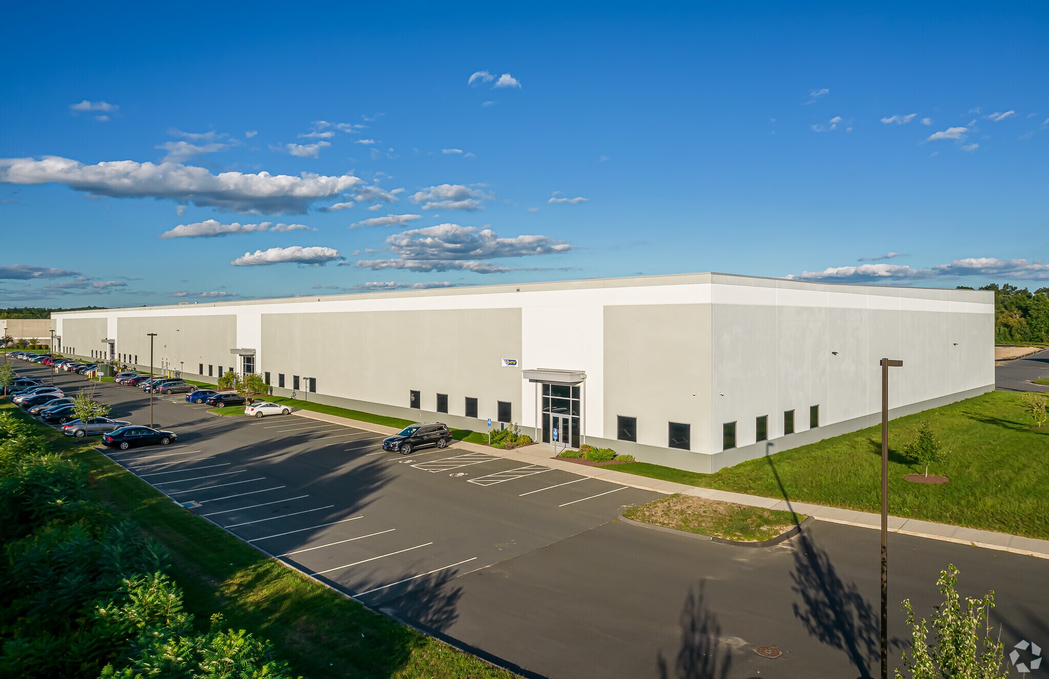 330 Stone Rd, Windsor, CT for sale Primary Photo- Image 1 of 1