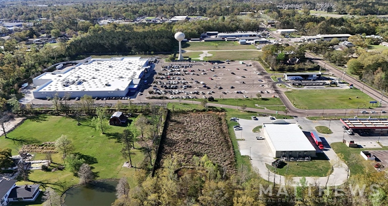 Veterans Ave, Ponchatoula, LA for sale - Primary Photo - Image 1 of 1