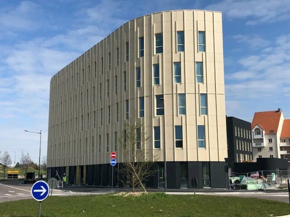 Office in Troyes for lease Building Photo- Image 1 of 13