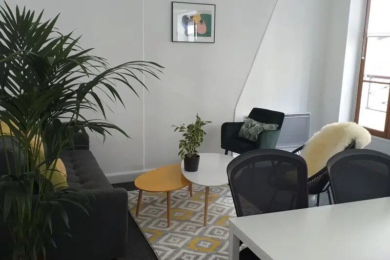 7 Rue Commines, Paris for lease Interior Photo- Image 1 of 7