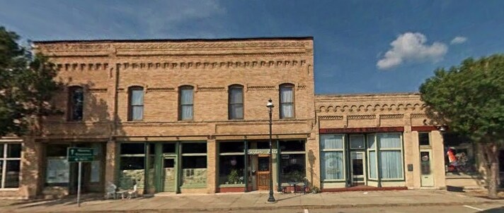 107-115 W Main St, Omro, WI for sale - Building Photo - Image 1 of 1