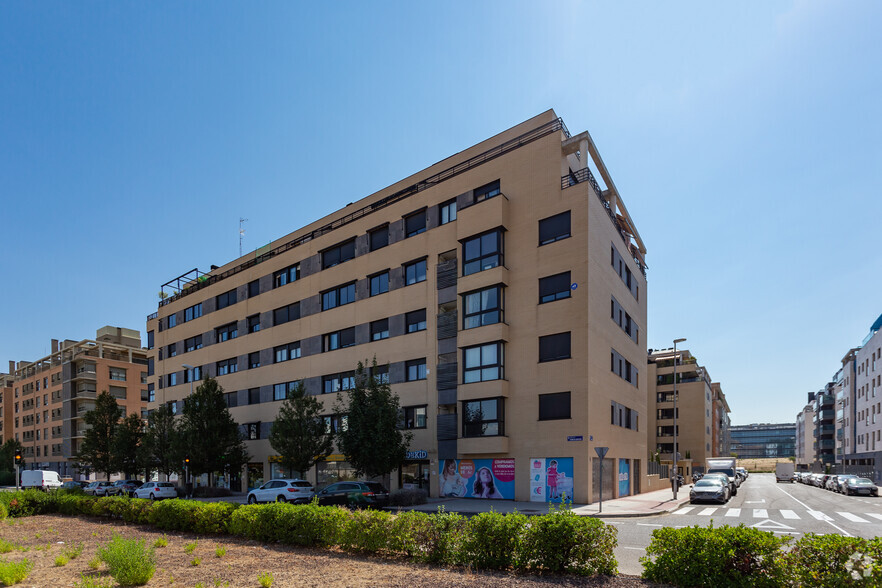 Sierra de Atapuerca, 2, Madrid, Madrid for sale - Building Photo - Image 3 of 23