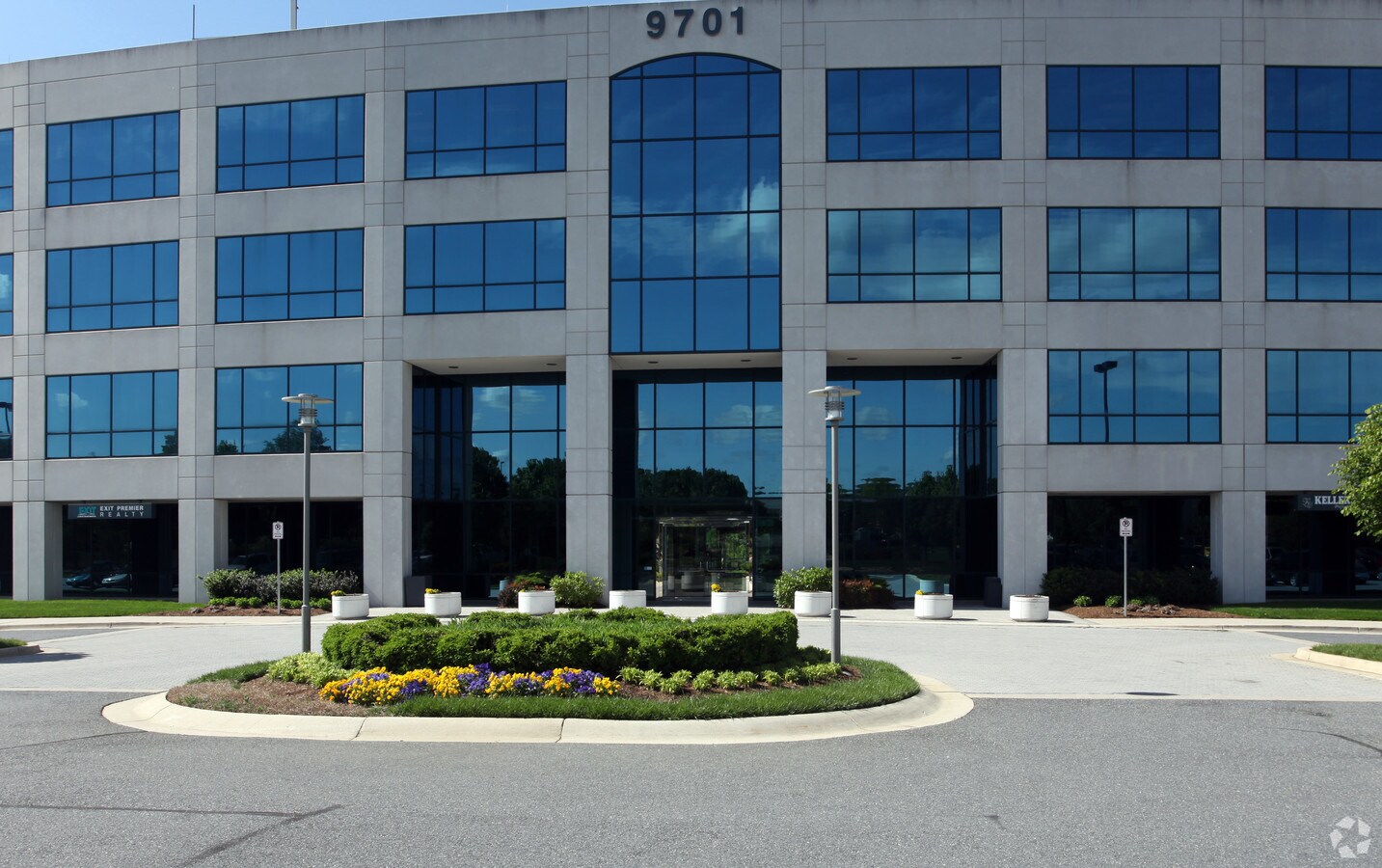 9701 Apollo Dr, Largo, MD 20774