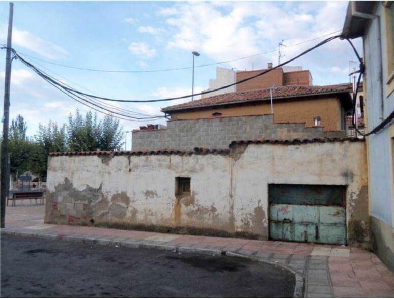 Land in León for sale - Building Photo - Image 3 of 4
