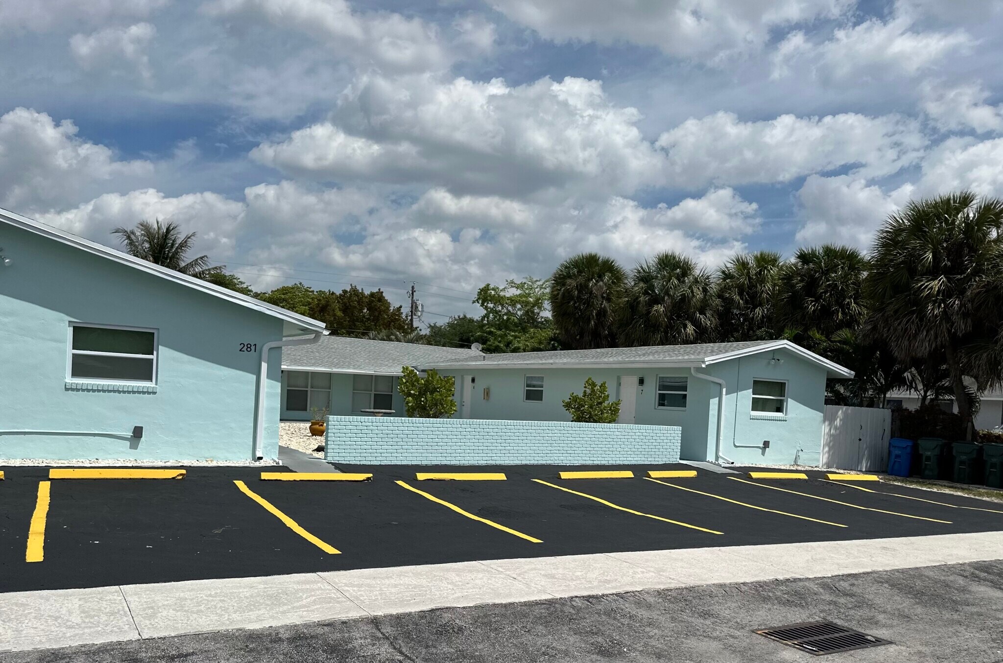 281 NW 40th St, Oakland Park, FL for sale Building Photo- Image 1 of 1
