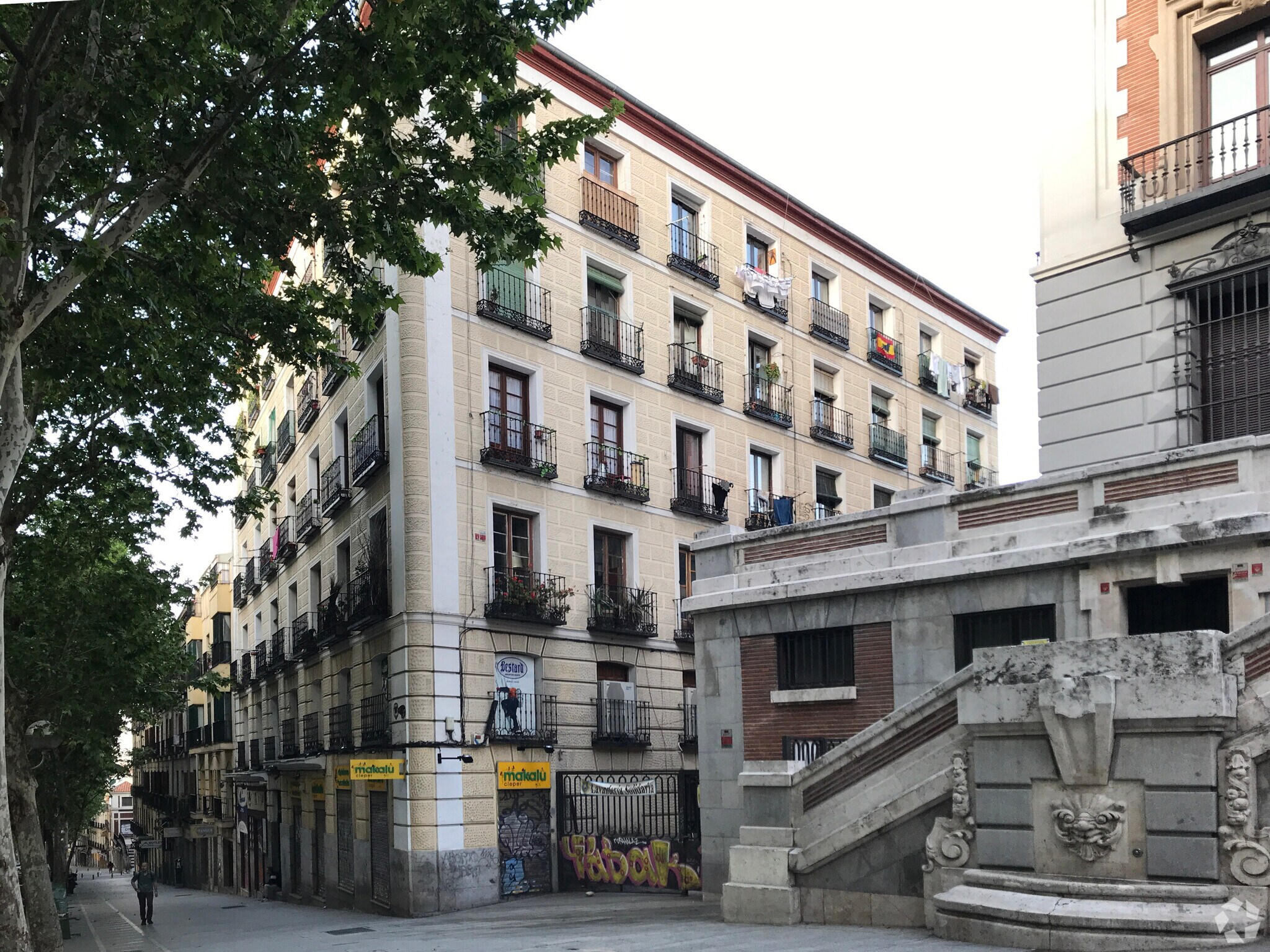 Calle de la Ribera de Curtidores, 2, Madrid, Madrid for sale Primary Photo- Image 1 of 1