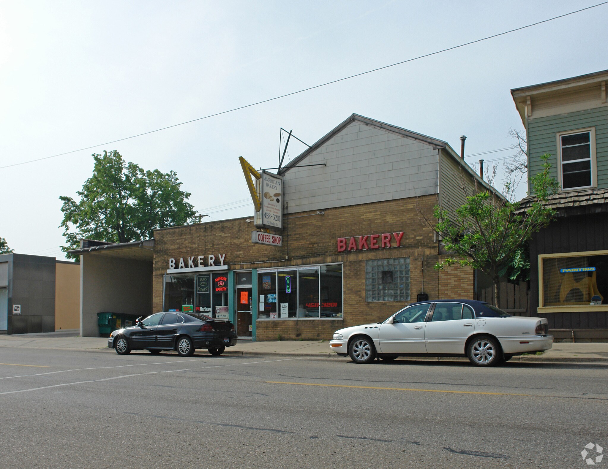 712 Bridge St NW, Grand Rapids, MI for sale Primary Photo- Image 1 of 1