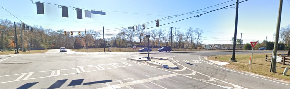 6395 Psalmond Rd, Midland, GA for sale - Building Photo - Image 2 of 3