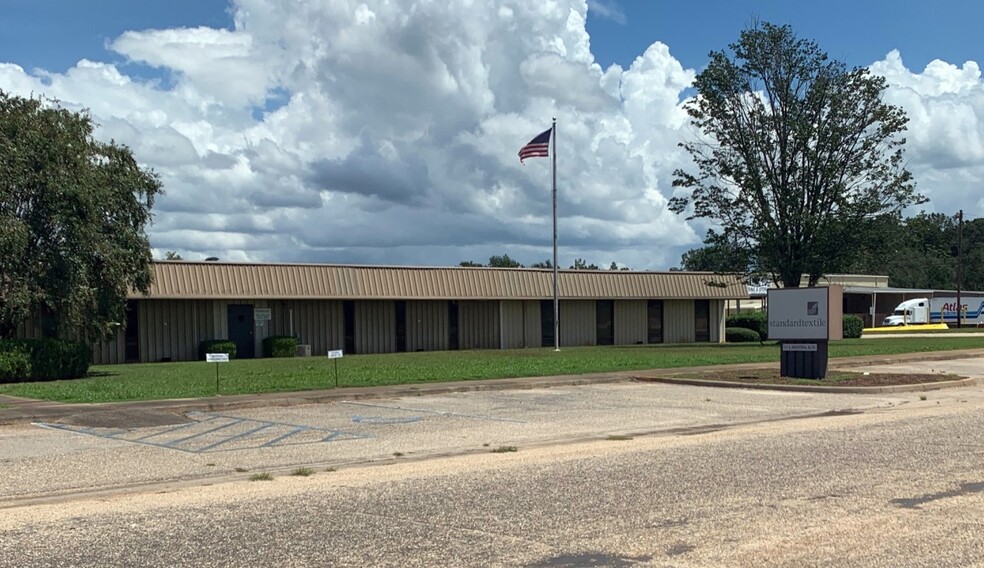 112 S Industrial Blvd, Enterprise, AL for sale - Building Photo - Image 1 of 1