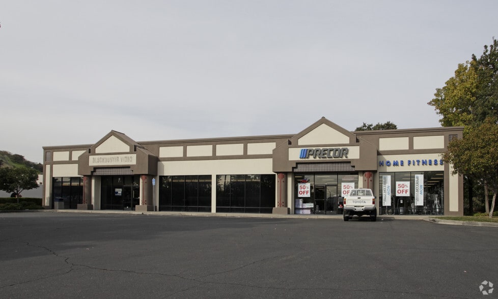 1920-1930 Mt Diablo Blvd, Walnut Creek, CA for lease - Building Photo - Image 3 of 12