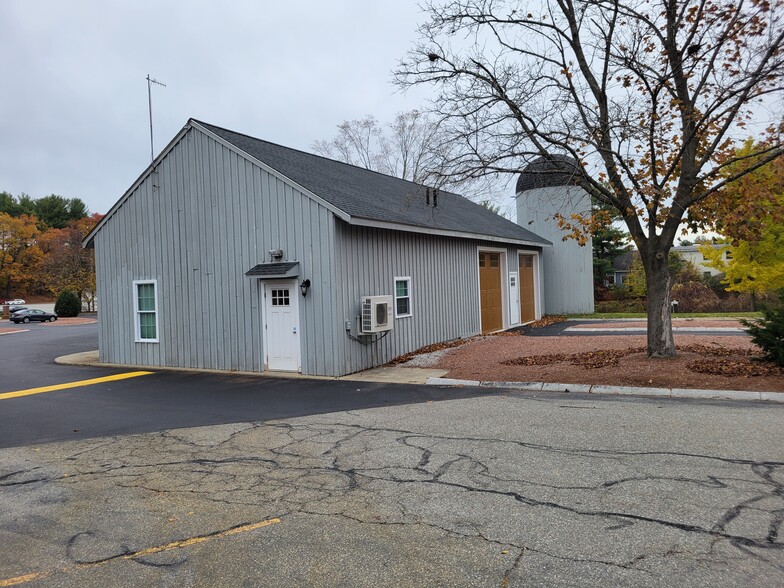 19 North Rd, Chelmsford, MA for lease - Building Photo - Image 3 of 8