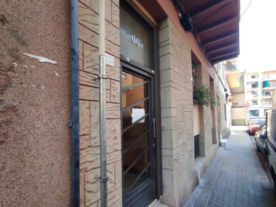 Barcelona, BAR 08031 -  -  - Interior Photo - Image 1 of 1