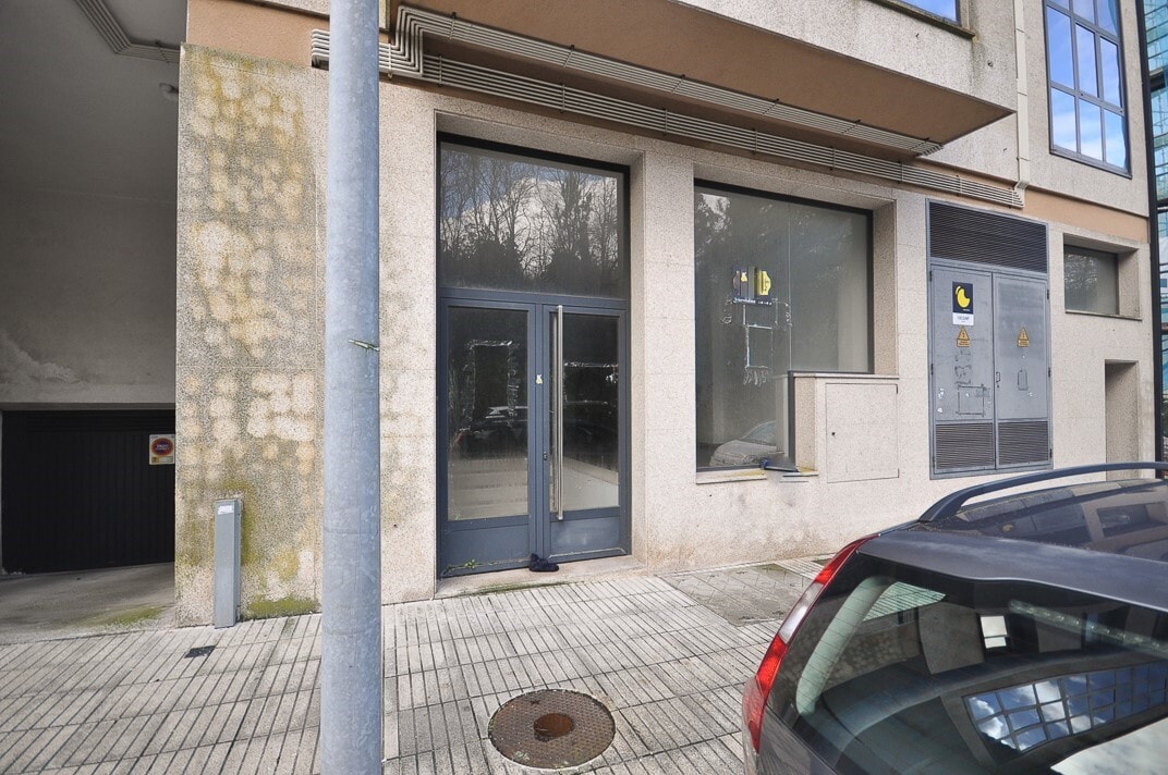 Ames, LC 15895 - - - Interior Photo - Image 1 of 10