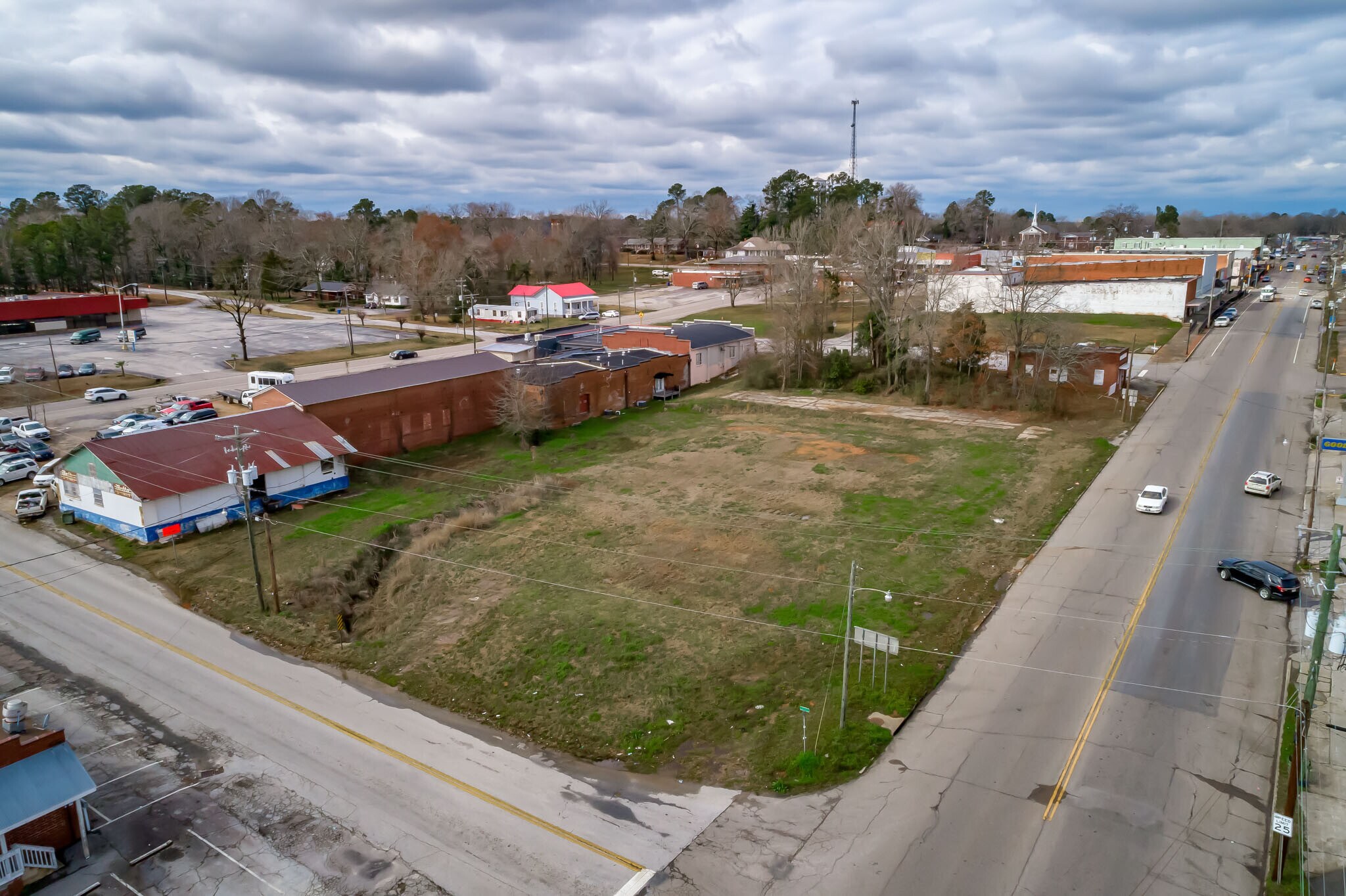 S. Main Street, Saluda, SC for sale Primary Photo- Image 1 of 1
