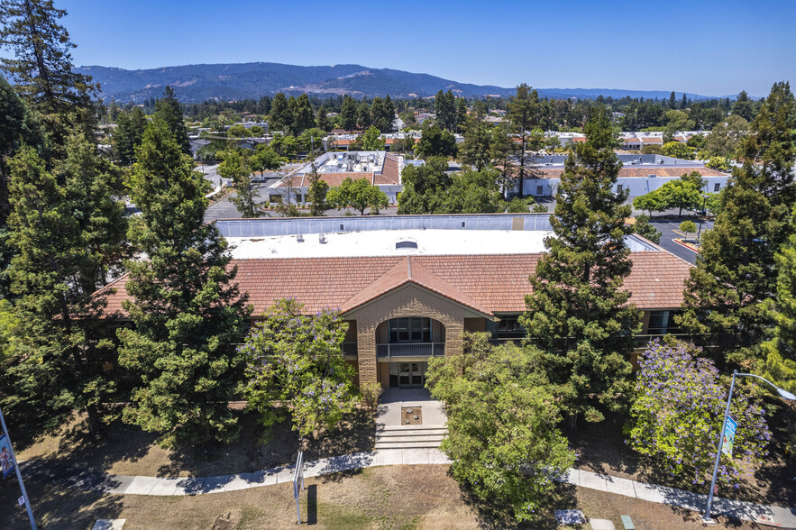 10275 N De Anza Blvd, Cupertino, CA for lease - Building Photo - Image 1 of 40