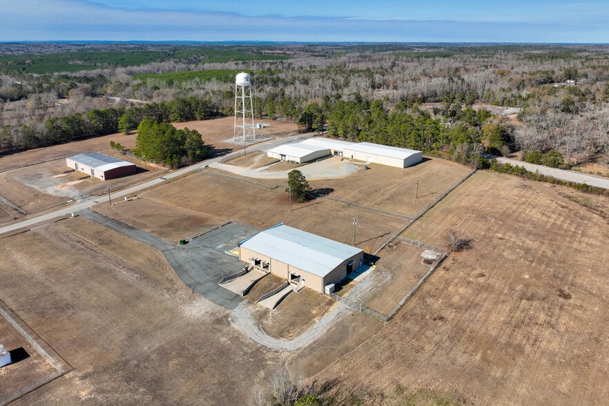 628 Industrial Park Rd, Roberta GA - Business Park