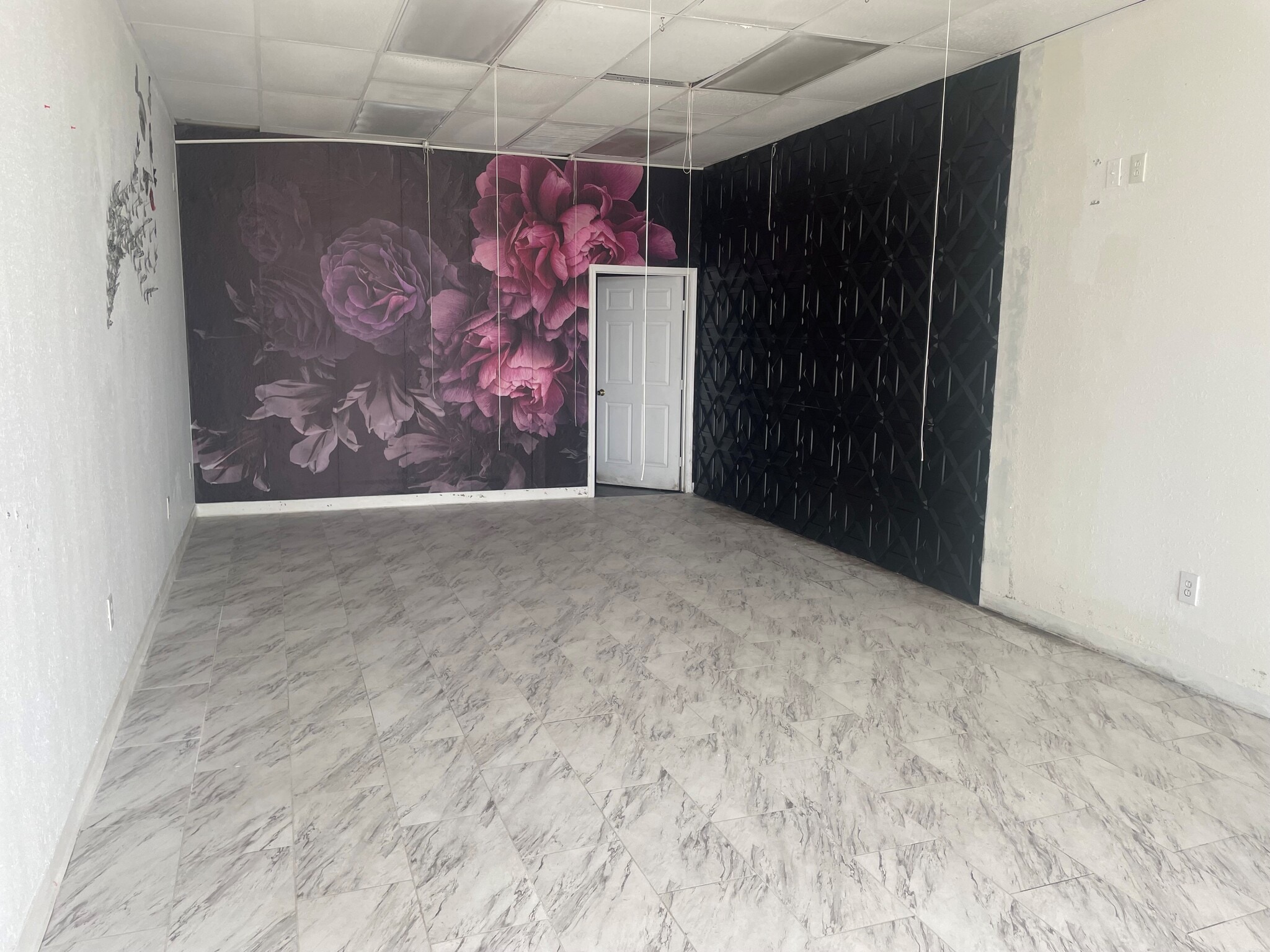 16200 Loch Katrine Ln, Houston, TX for lease Interior Photo- Image 1 of 4