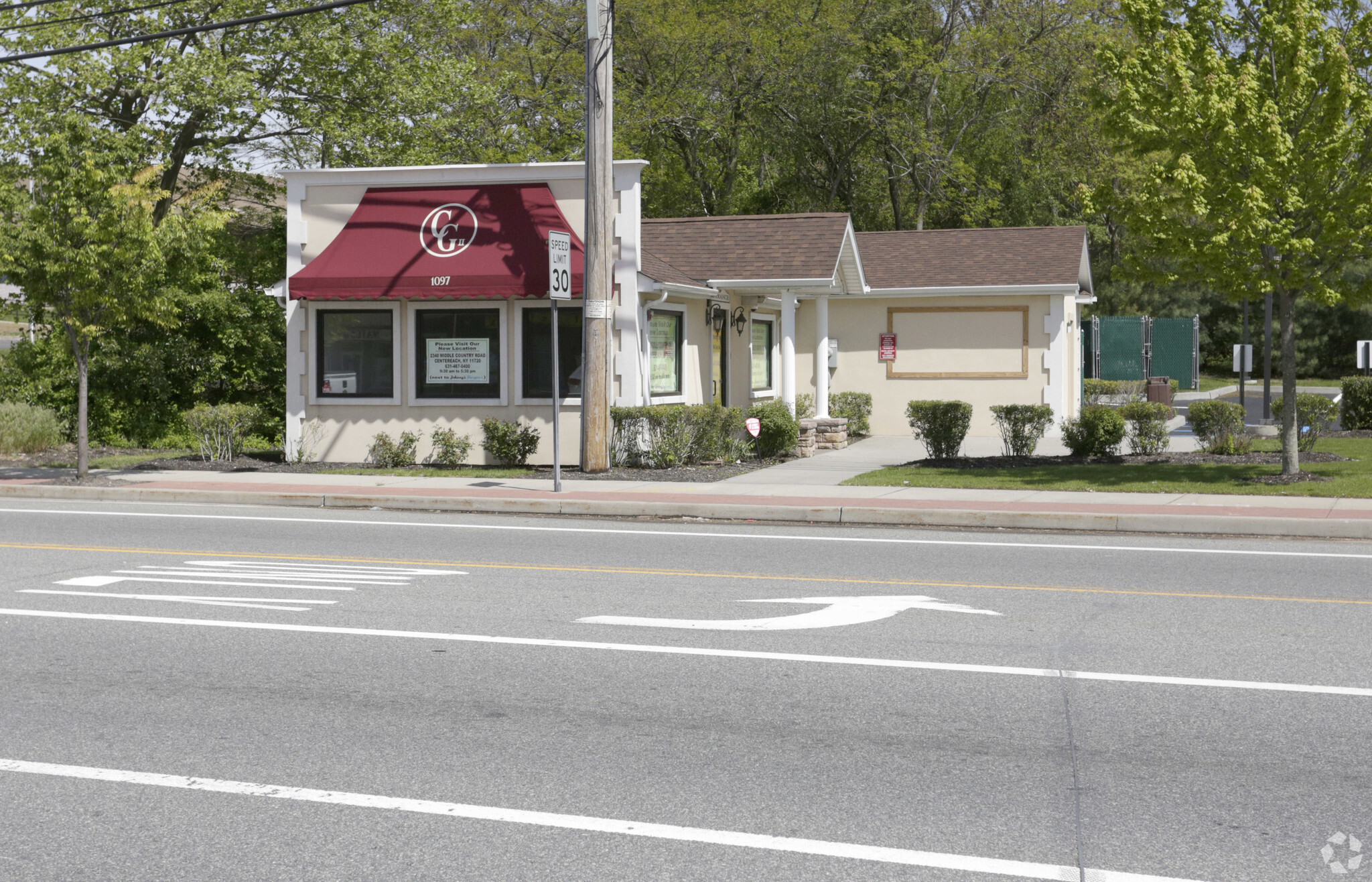 1097 Portion Rd, Farmingville, NY for sale Primary Photo- Image 1 of 1