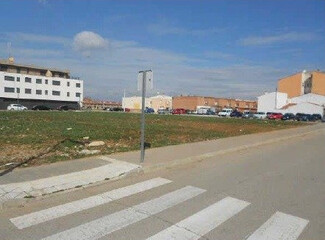 More details for Avenida Bulevar Castilla la Mancha, Marchamalo - Land for Sale