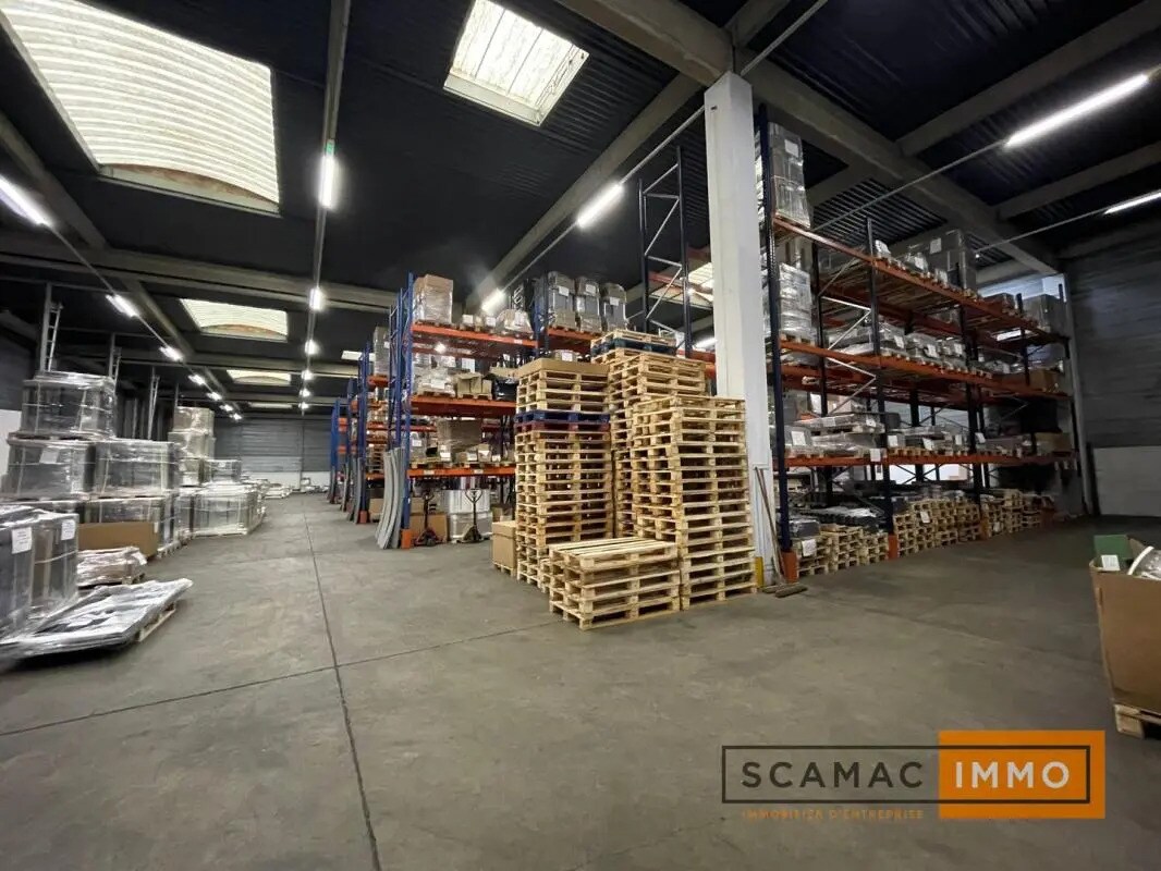 Office in Wissous for lease Building Photo- Image 1 of 7