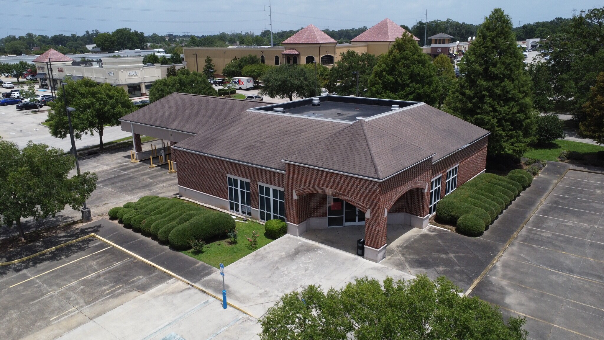 18224 Highland Rd, Baton Rouge, LA for sale Primary Photo- Image 1 of 1