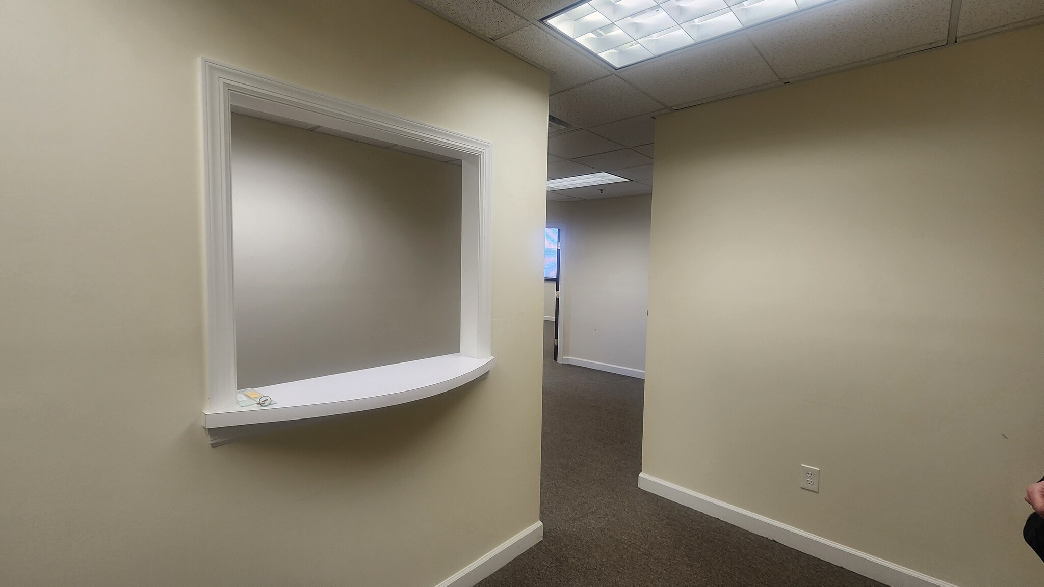 2 W Northfield Rd, Livingston, NJ for lease Interior Photo- Image 1 of 6