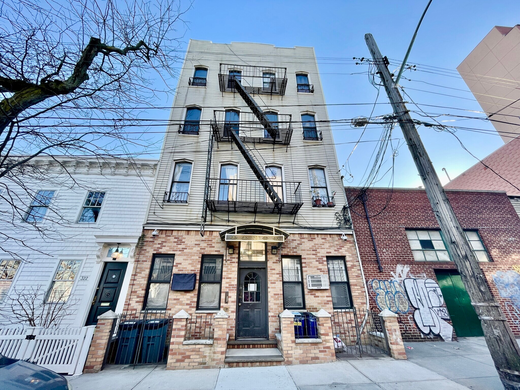 320 Powers St, Brooklyn, NY for sale Building Photo- Image 1 of 1