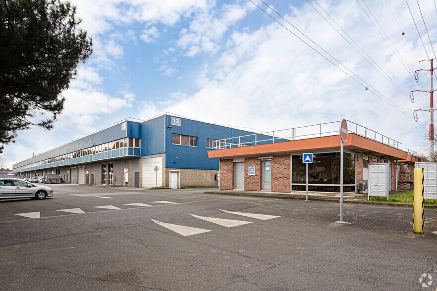 12-14 Avenue Francois Sommer, Antony for lease - Building Photo - Image 2 of 3