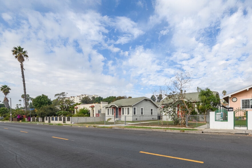 3517 Montclair St, Los Angeles, CA for sale - Building Photo - Image 3 of 7