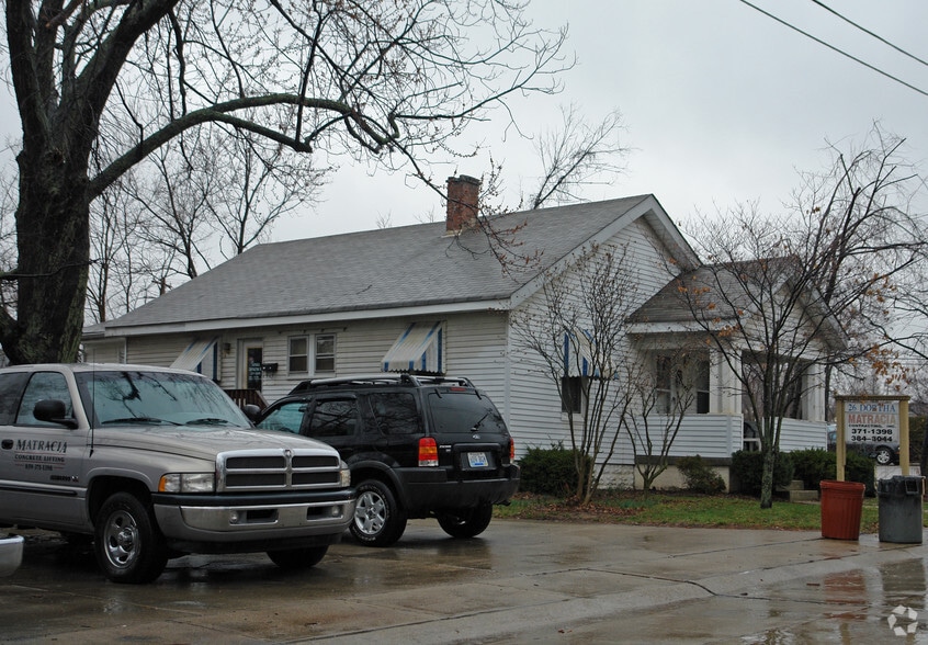 26 Dortha Ave, Florence, KY for sale - Primary Photo - Image 1 of 2
