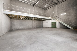 13 Loam St, Acacia Ridge for lease Interior Photo- Image 1 of 3