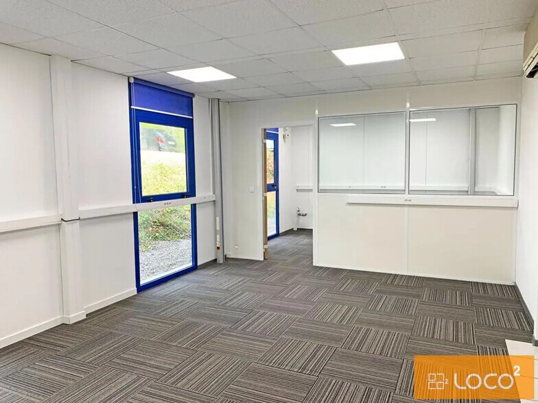 16 Rue Du Cassé, Saint-Jean for lease - Interior Photo - Image 2 of 8