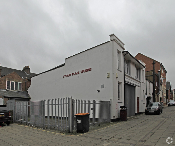 Stuart Pl, Luton for lease - Primary Photo - Image 1 of 1