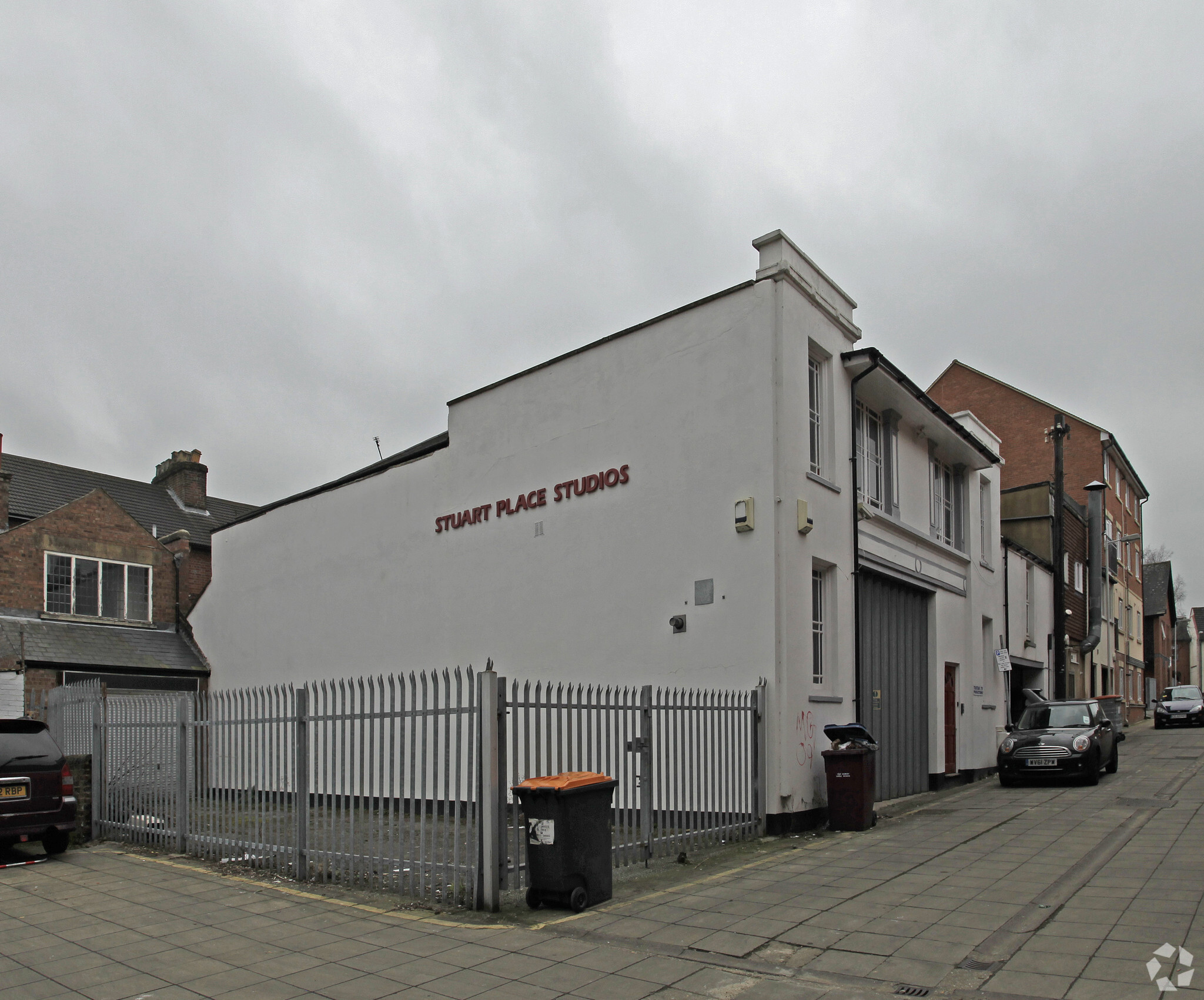 Stuart Pl, Luton for lease Primary Photo- Image 1 of 2