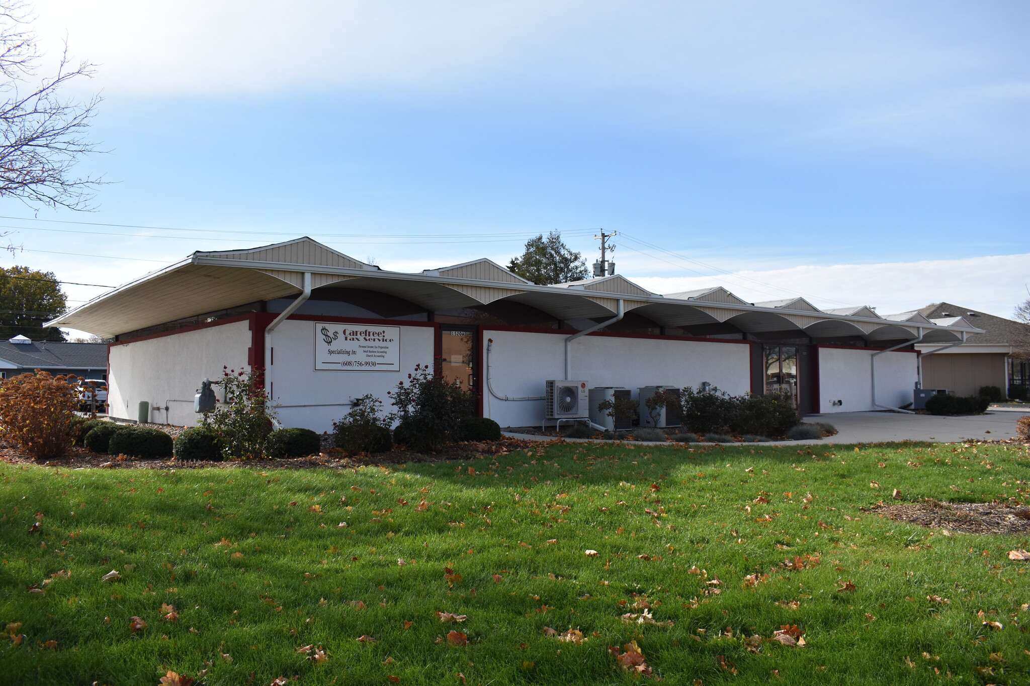 1520 Creston Park Dr, Janesville, WI for lease Primary Photo- Image 1 of 4