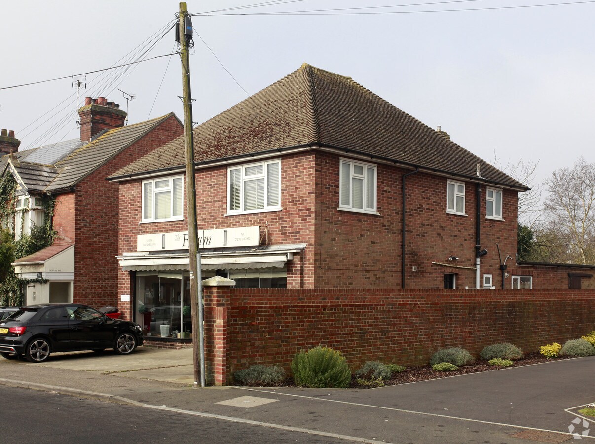 11 Hunter Rd, Ashford, KEN TN24 0RY