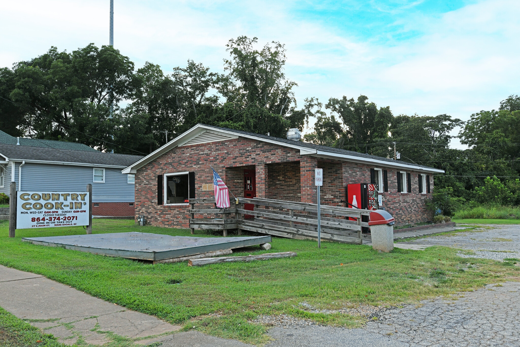 27 E Main St, Ware Shoals, SC for sale Building Photo- Image 1 of 21