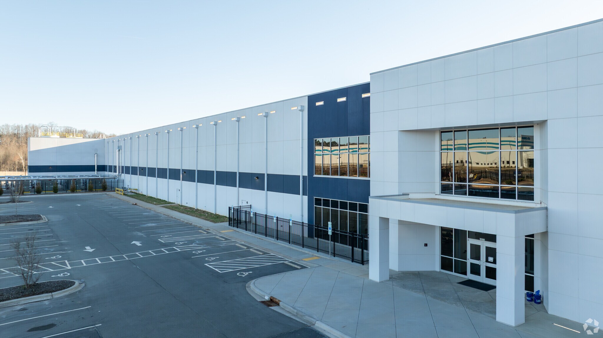 2020 Trivium Ct, Newton, NC for sale Primary Photo- Image 1 of 1