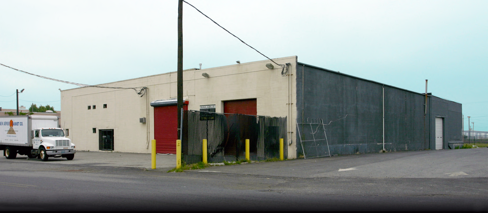 900 Castle Rd, Secaucus, NJ for lease Building Photo- Image 1 of 1