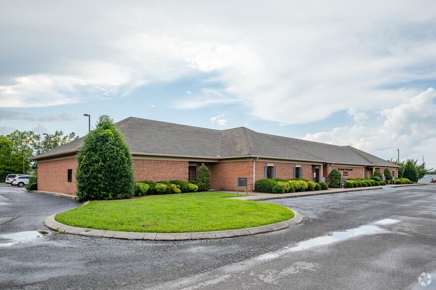 1701 N Main St, Shelbyville, TN for sale - Building Photo - Image 1 of 1