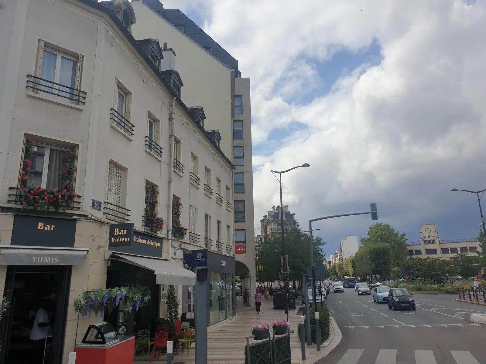 Office in Charenton-Le-Pont for sale Building Photo- Image 1 of 9