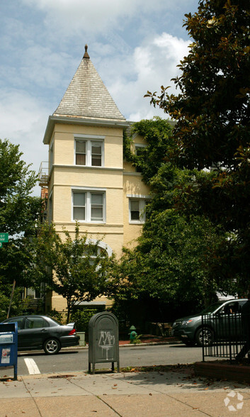 2149 N St NW, Washington, DC for sale - Primary Photo - Image 1 of 4